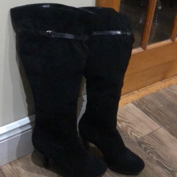 Boots - Picture 1 of 1